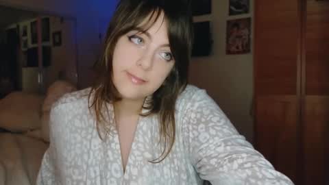 Bobbi Valentine online show from 11-23-25, 03:50