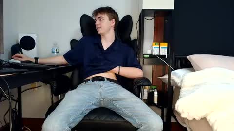 bobby72738 online show from 09-27-25, 03:44