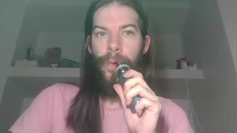 Snapshot of bobbysinger2009 chatting on 01-11-26, 03:33 bobbysinger2009 online show from 01-11-26, 03:33