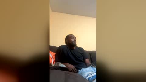 Snapshot of boblackdagod chatting on 06-09-26, 01:50 boblackdagod online show from 06-09-26, 01:50