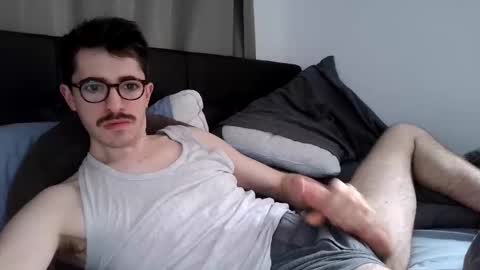 Snapshot of boblight221 chatting on 03-05-26, 06:04 boblight221 online show from 03-05-26, 06:04