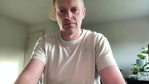 ask me online show from 11-06-25, 08:15