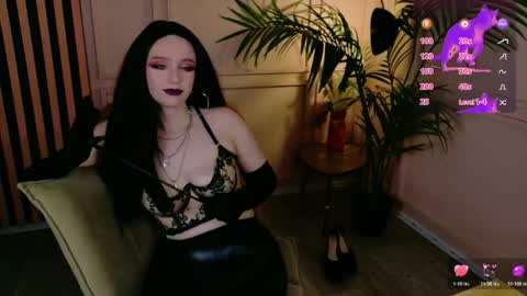 Your Mistress Bella online show from 04-24-26, 10:45