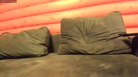 Nail and Olivia online show from 02-13-25, 02:20