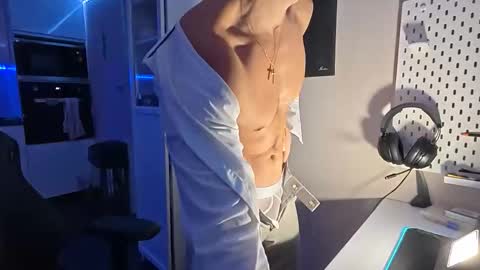 Snapshot of boiteasex chatting on 09-26-25, 10:25 boiteasex online show from 09-26-25, 10:25