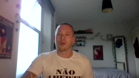 Snapshot of boky_ chatting on 06-15-26, 04:25 boky_ online show from 06-15-26, 04:25