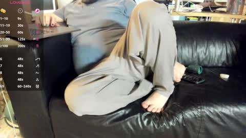 Snapshot of boltsmb chatting on 11-09-25, 08:56 boltsmb online show from 11-09-25, 08:56