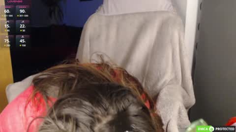 Luthien online show from 12-25-24, 04:32