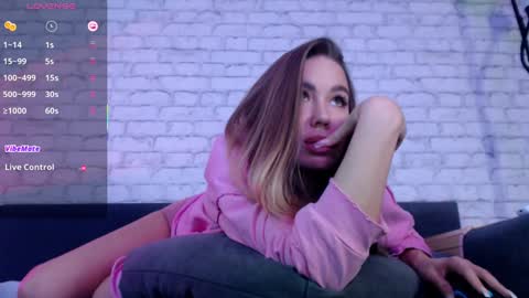 Snapshot of bonbon_aria chatting on 02-05-25, 03:13 Aria online show from 02-05-25, 03:13