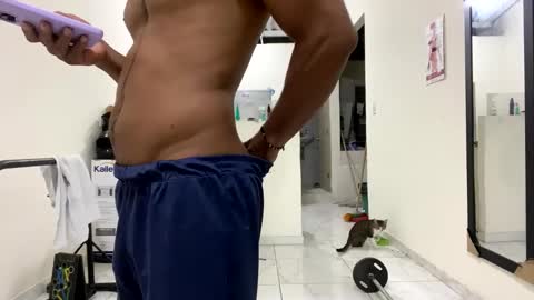 Snapshot of boner_steve chatting on 02-18-25, 09:10 Boner Steve online show from 02-18-25, 09:10