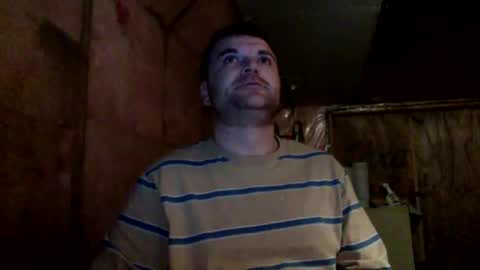 Snapshot of bongdong96 chatting on 12-30-24, 04:42 bongdong96 online show from 12-30-24, 04:42