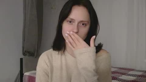Snapshot of bonne_chance chatting on 10-06-25, 03:42 bonne_chance online show from 10-06-25, 03:42