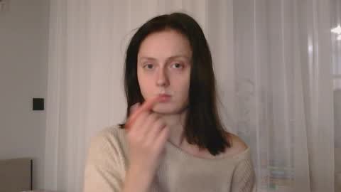 Snapshot of bonne_chance chatting on 10-13-25, 05:57 bonne_chance online show from 10-13-25, 05:57