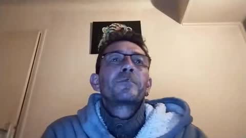 Snapshot of bonnequeue53 chatting on 02-25-26, 06:28 bonnequeue53 online show from 02-25-26, 06:28