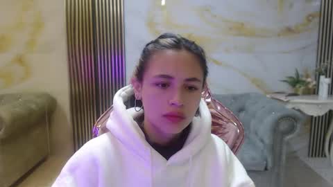 Bonnie  online show from 03-24-26, 12:21