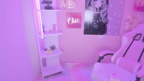 Bonnie online show from 02-07-25, 02:26