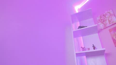 Bonnie online show from 02-10-25, 01:35