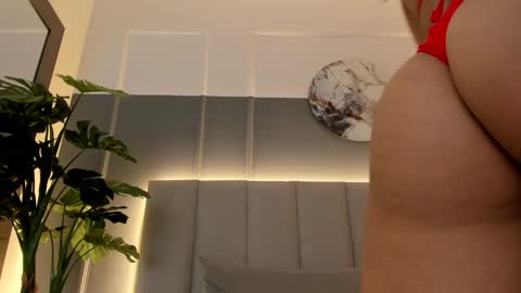 Bonnie online show from 01-09-25, 05:23