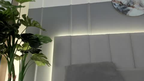 Bonnie online show from 02-02-25, 02:27