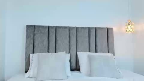 Bonnie online show from 09-09-25, 04:12