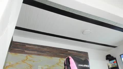 becky online show from 11-18-25, 06:12