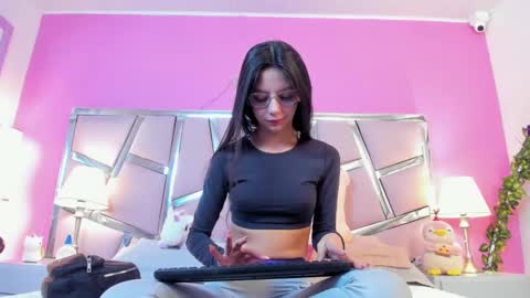 Bonnie  online show from 03-10-25, 12:26