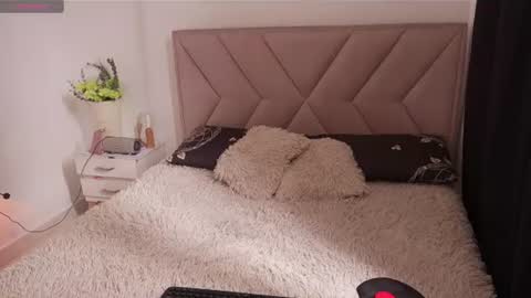 Bonnie  online show from 07-26-26, 06:37