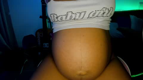 Snapshot of bonny_ebony1 chatting on 12-23-24, 10:55 Bonny online show from 12-23-24, 10:55