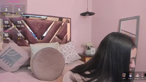 Snapshot of bonny_jones2 chatting on 09-18-25, 12:18 Bonny Jones online show from 09-18-25, 12:18