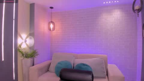 Snapshot of bonnyrosex chatting on 09-12-25, 07:47 Bonny online show from 09-12-25, 07:47