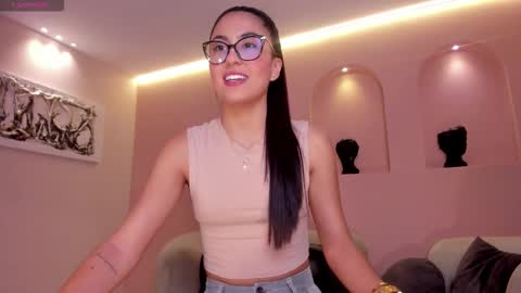 Snapshot of bonnyrosex chatting on 11-28-25, 08:00 Bonny online show from 11-28-25, 08:00