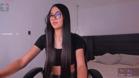 Snapshot of bonnyrosex chatting on 11-29-25, 07:50 Bonny online show from 11-29-25, 07:50