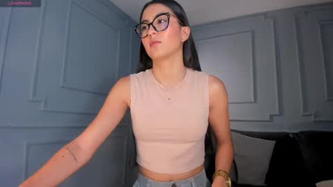 Snapshot of bonnyrosex chatting on 12-17-25, 08:04 Bonny online show from 12-17-25, 08:04