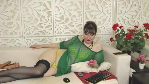 Snapshot of bonnysquirts chatting on 05-14-26, 06:53 Bonny online show from 05-14-26, 06:53