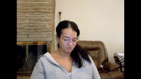 Snapshot of bonvivantb chatting on 01-13-26, 04:23 Queen Bon Vivantt online show from 01-13-26, 04:23