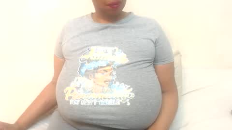 Snapshot of boobyqueen24 chatting on 04-30-26, 08:57 boobyqueen online show from 04-30-26, 08:57