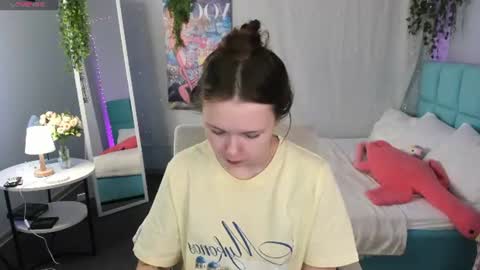 Milena online show from 06-22-26, 03:08