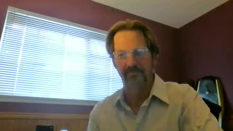 Snapshot of boos9393 chatting on 02-11-26, 04:56 Friend online show from 02-11-26, 04:56