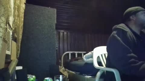 Snapshot of booshy chatting on 12-23-24, 05:49 Booshwa online show from 12-23-24, 05:49