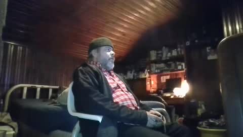 Snapshot of booshy chatting on 01-03-25, 01:25 Booshwa online show from 01-03-25, 01:25