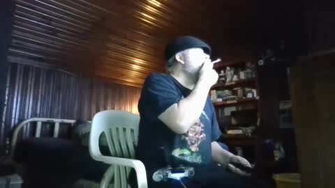 Snapshot of booshy chatting on 01-08-25, 07:24 Booshwa online show from 01-08-25, 07:24