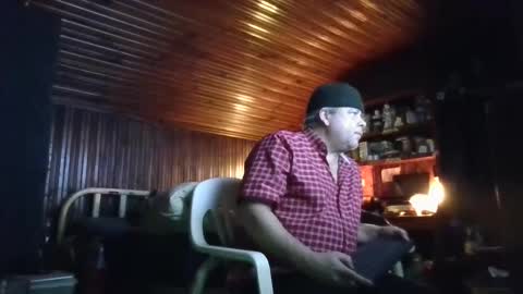 Snapshot of booshy chatting on 01-27-25, 02:53 Booshwa online show from 01-27-25, 02:53