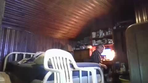 Snapshot of booshy chatting on 10-20-25, 04:57 Booshwa online show from 10-20-25, 04:57