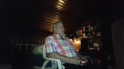 Snapshot of booshy chatting on 10-28-25, 06:43 Booshwa online show from 10-28-25, 06:43