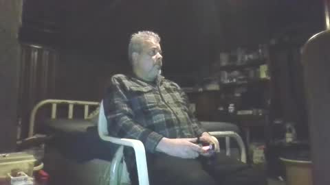 Snapshot of booshy chatting on 11-21-25, 07:29 Booshwa online show from 11-21-25, 07:29