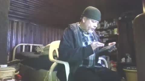 Snapshot of booshy chatting on 11-26-25, 07:09 Booshwa online show from 11-26-25, 07:09