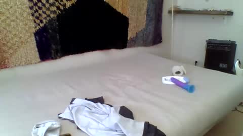 Snapshot of booty4pegging chatting on 09-28-25, 11:04 booty4pegging online show from 09-28-25, 11:04