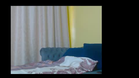 Snapshot of booty_mummy1 chatting on 11-12-25, 10:04 booty_mummy1 online show from 11-12-25, 10:04