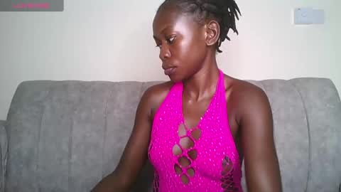 Snapshot of booty_queen001 chatting on 01-10-25, 08:15 Heather online show from 01-10-25, 08:15