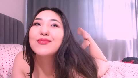 Snapshot of bootylecious_ chatting on 02-08-25, 07:04 Mona online show from 02-08-25, 07:04